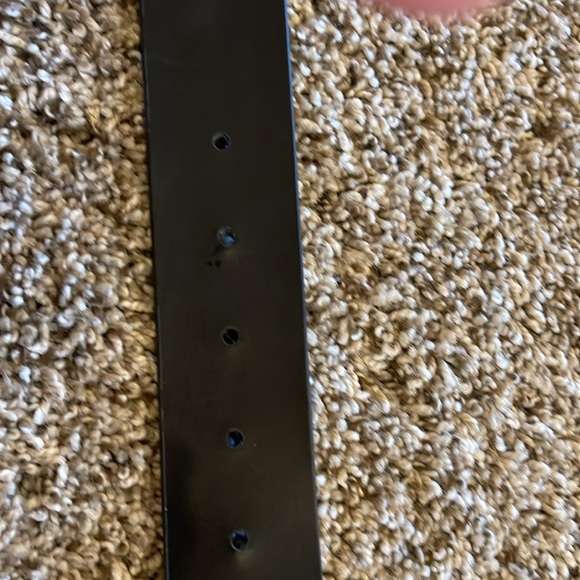 Guess Handbag and belt - Picture 10 of 12